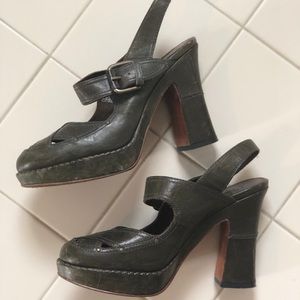 FRYE forest green heels